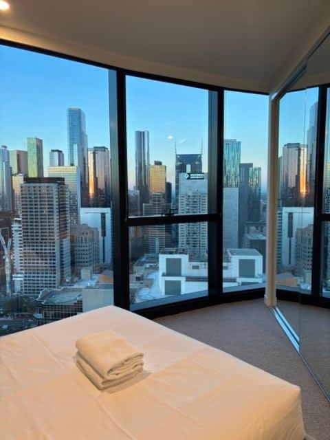 1Br1Ba Garden view apt Pool Gym Wi-fi, Melbourne