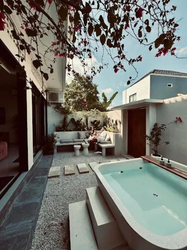 Jacuzzi House By AIB, Kerobokan