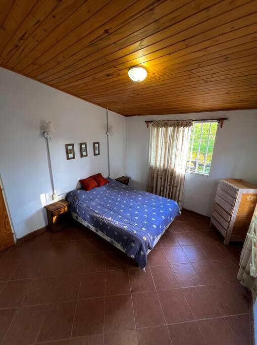 Nature's Peace: Cozy Cabin for 4 Near River - 3