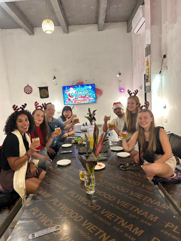 Shared lounge/TV area