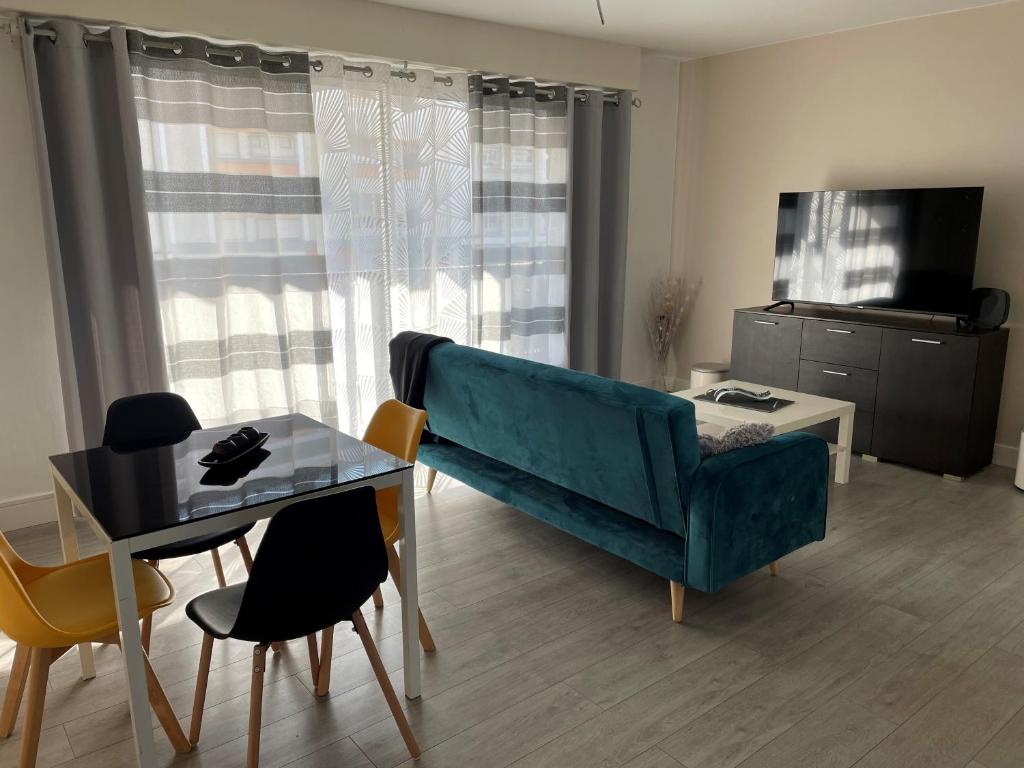 Appartement 2 chambres avec balcon à Saint Nazaire centre ville, proche plage - 1