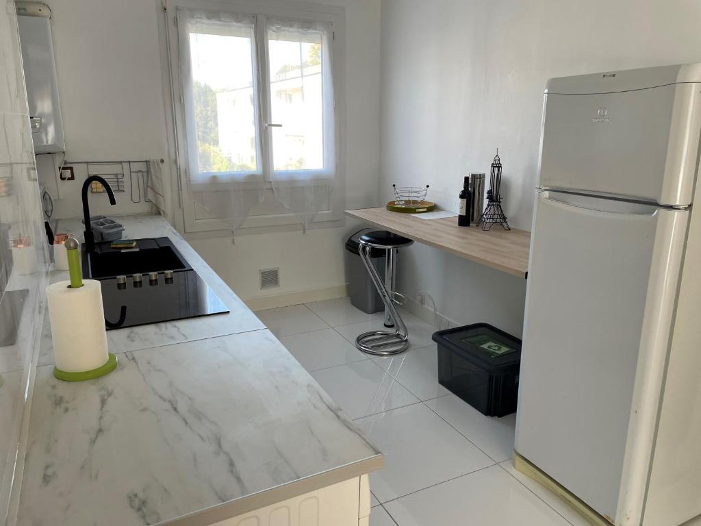 Appartement 2 chambres avec balcon à Saint Nazaire centre ville, proche plage - 3