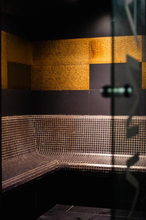 Steamroom