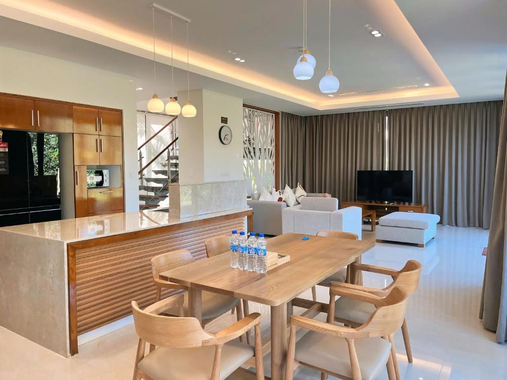 Asana Ocean Resort & Spa Da Nang
