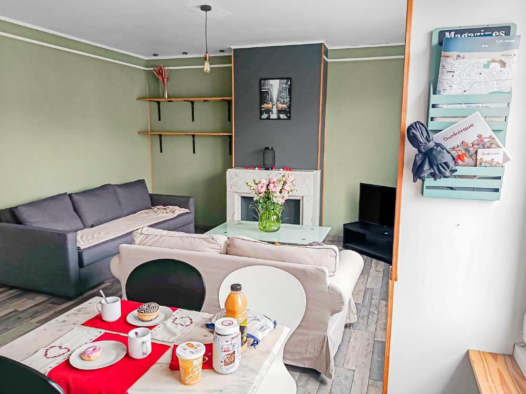 Terrasse exterieure, digue de mer Malo a 800m, capacité 4 personnes, 1 chambre, Rénové - 1