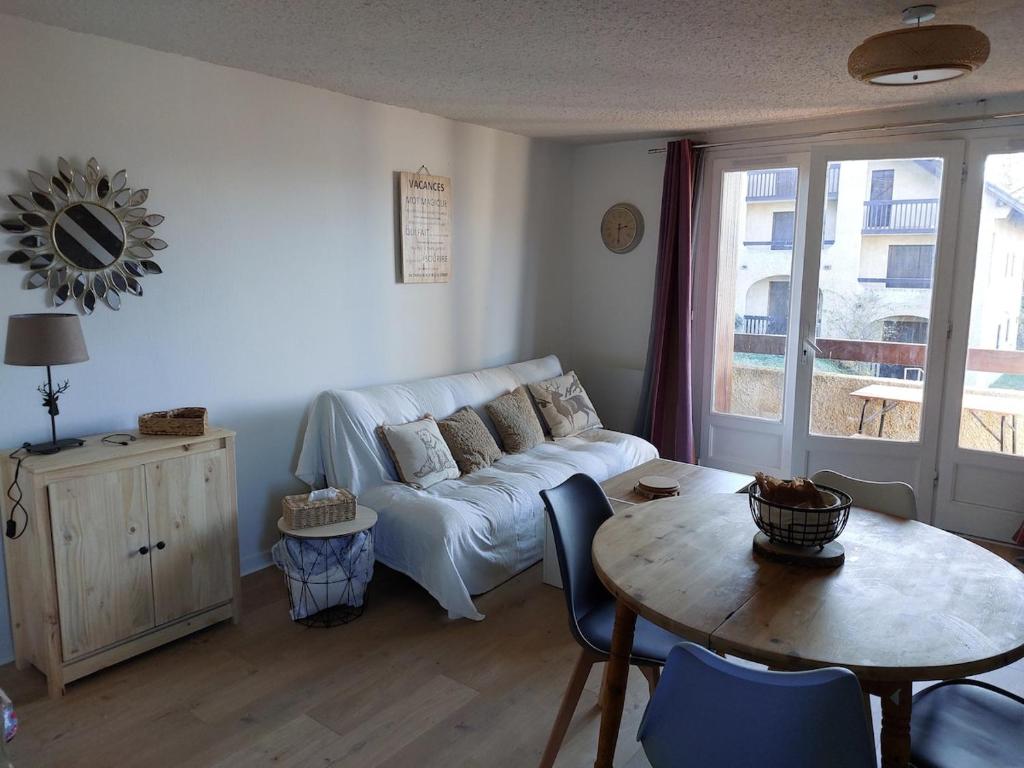 Beau duplex 40M2- 2 Chambres- 2 lits-2 balcons - 2