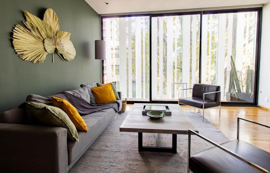 Capitalia Temistocles Polanco 2BR Security - 3