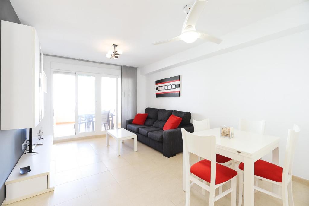 Tu refugio en Canet, piscina, parking y playa - 5