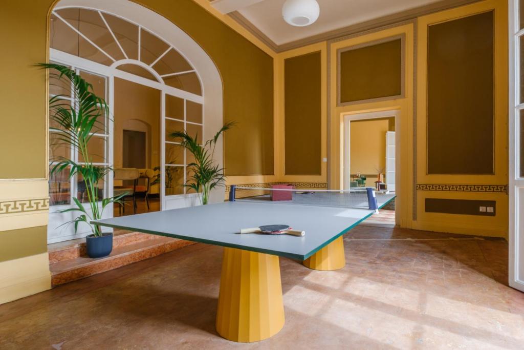 Unique Luxury Bologna Penthouse with Frescoes and Charm - 2