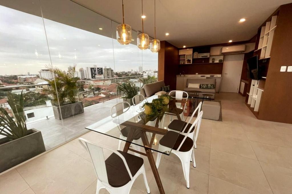 Monoambiente luminoso, excelente ubicación - 5