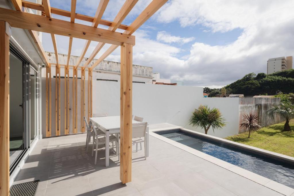 Figueiras House Pópulo Beach, Ponta Delgada