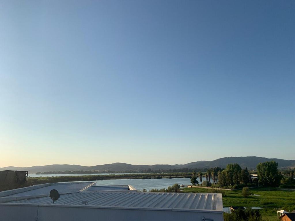 Casa con vista lago Rapel - 2