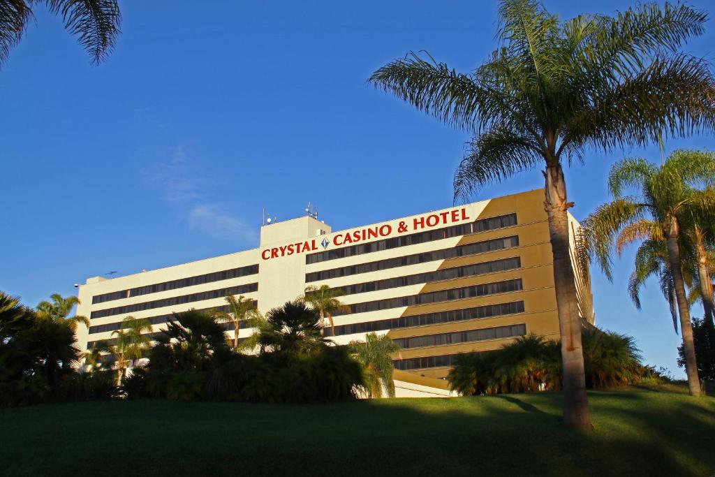 Exterior view, LA Crystal Hotel in Los Angeles (CA)