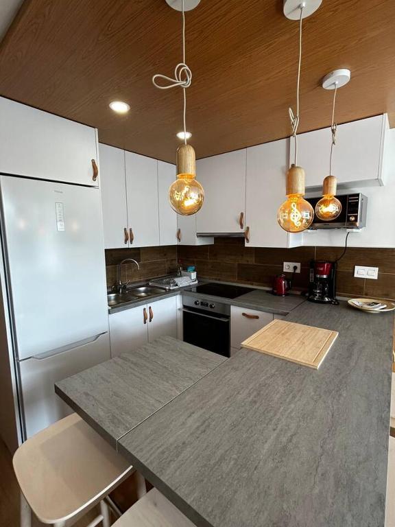 Modern spacious 3 bedroom apartment In Playa Del Ingles - 2