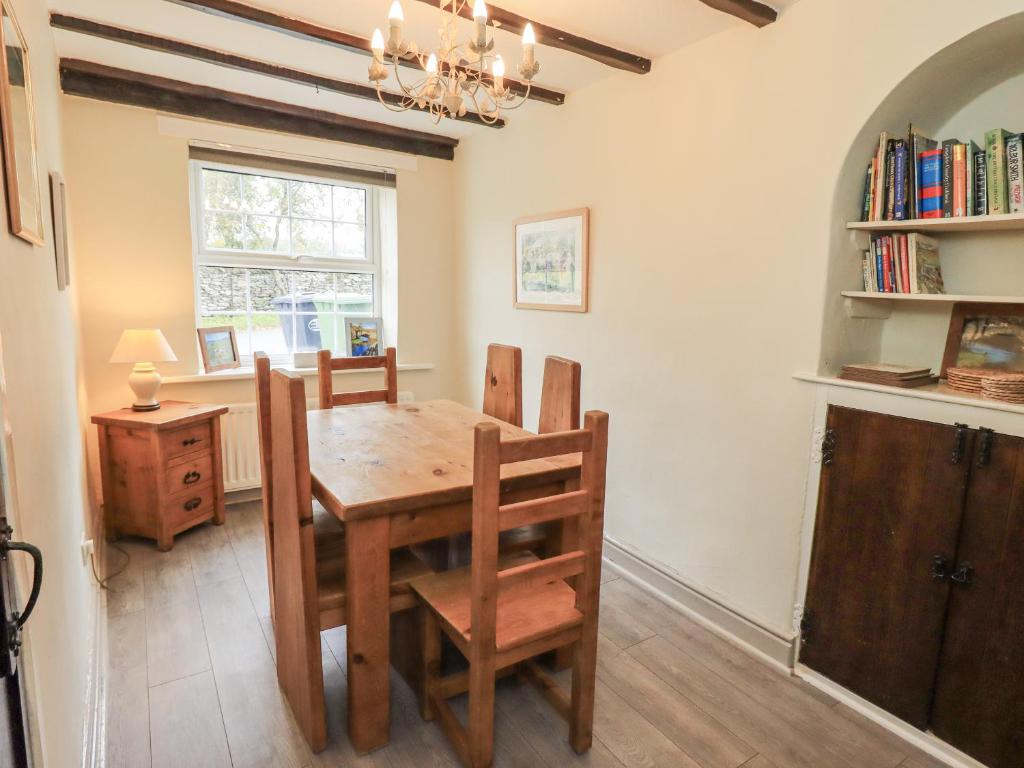 Smithy Cottage at Bowland Bridge photo 8