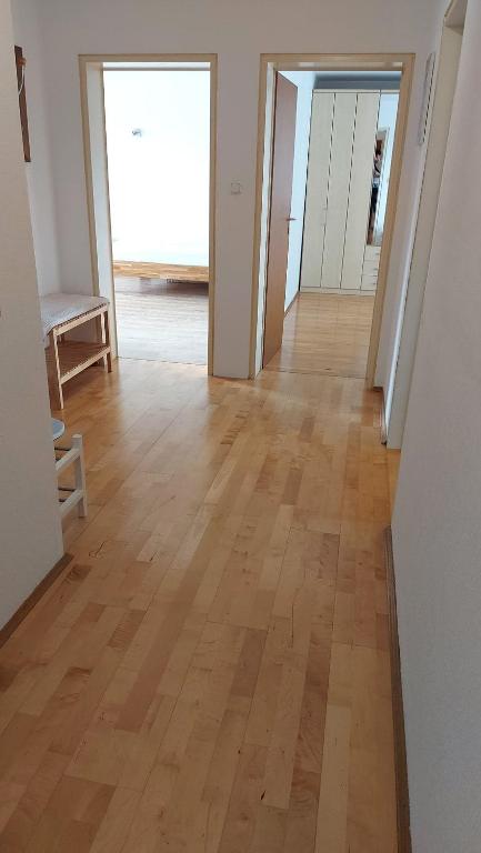 schöne Wohnung mit Balkon, zentrumnah - 3