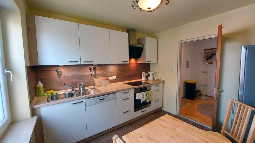 schöne Wohnung mit Balkon, zentrumnah - 5
