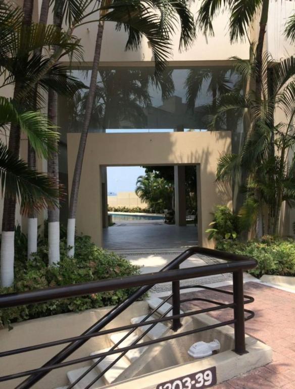 Beautiful Condo on St Lucia Bay - 3