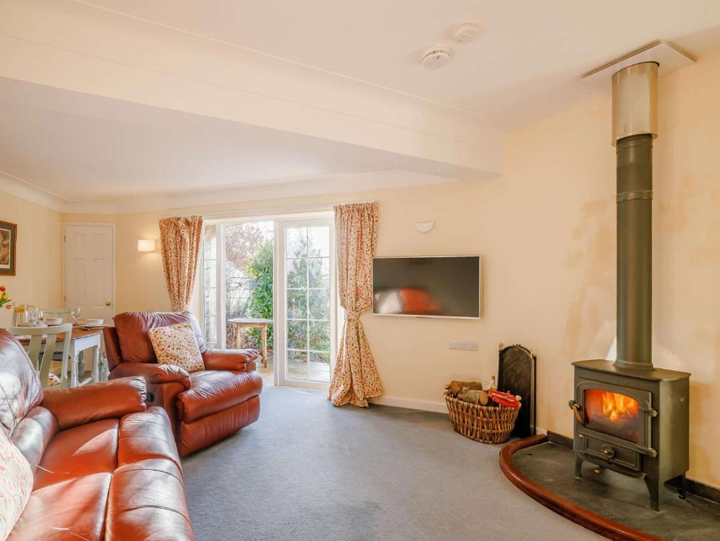 2 Bed in Llangollen 43916, Overton