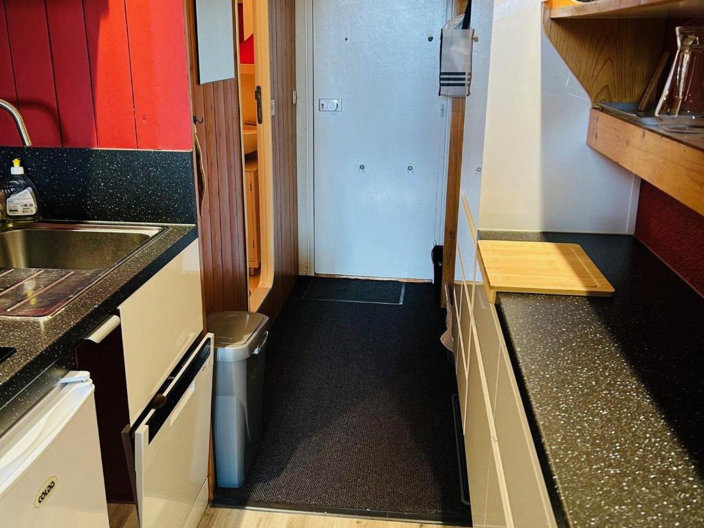 Studio cabine au pied des pistes avec balcon - FR-1-346-593 - 5