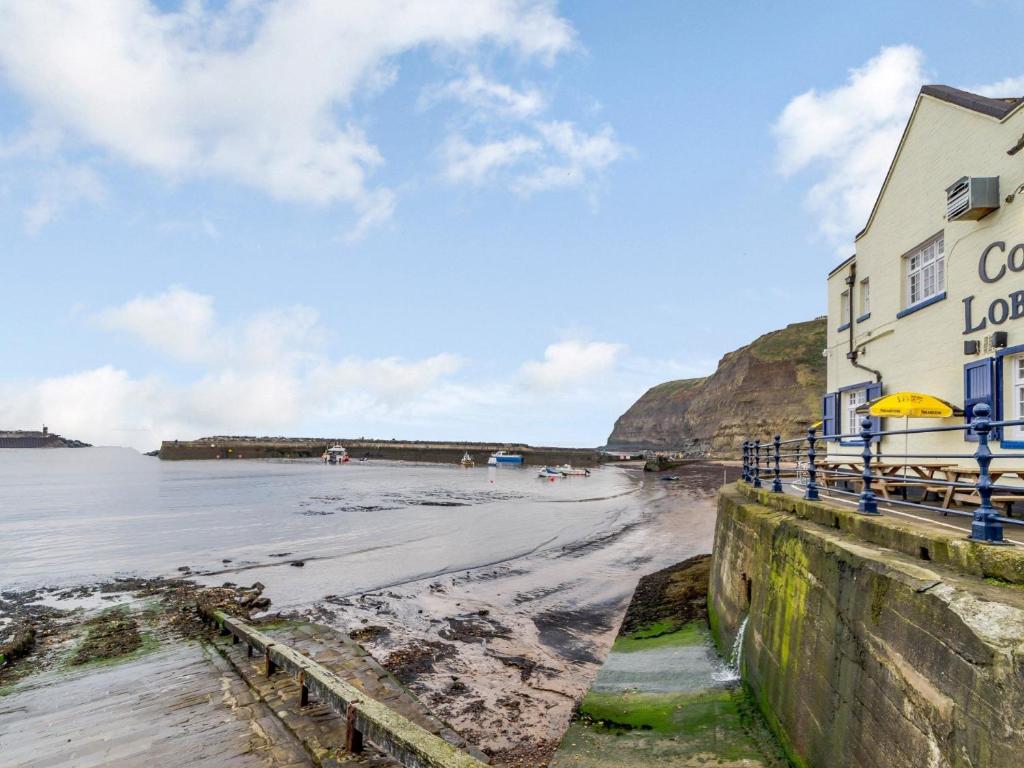 3 Bed in Staithes 79398, Staithes