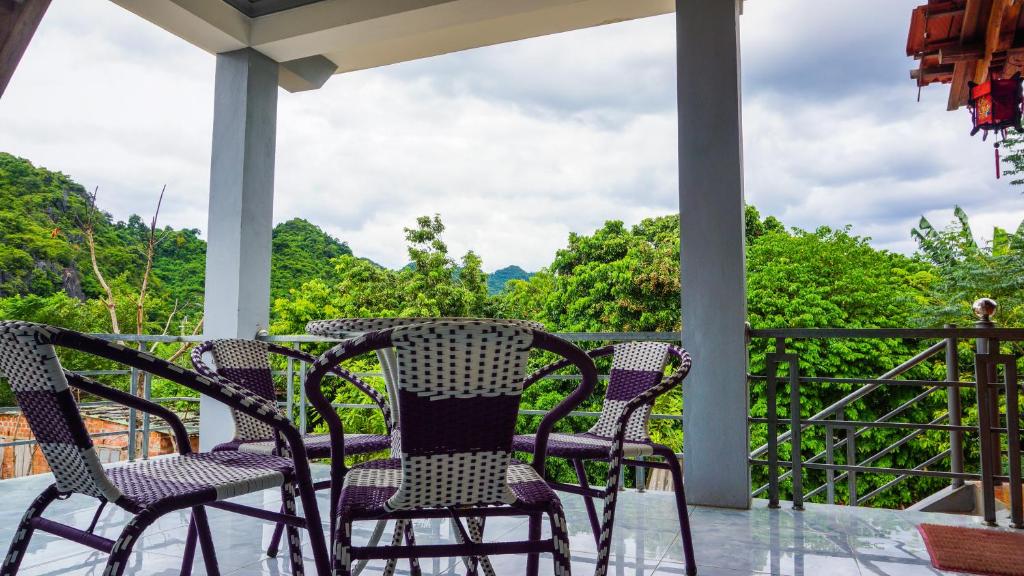 Balcony/terrace, Phong Nha River House in Đồng Hới (Quảng Bình)