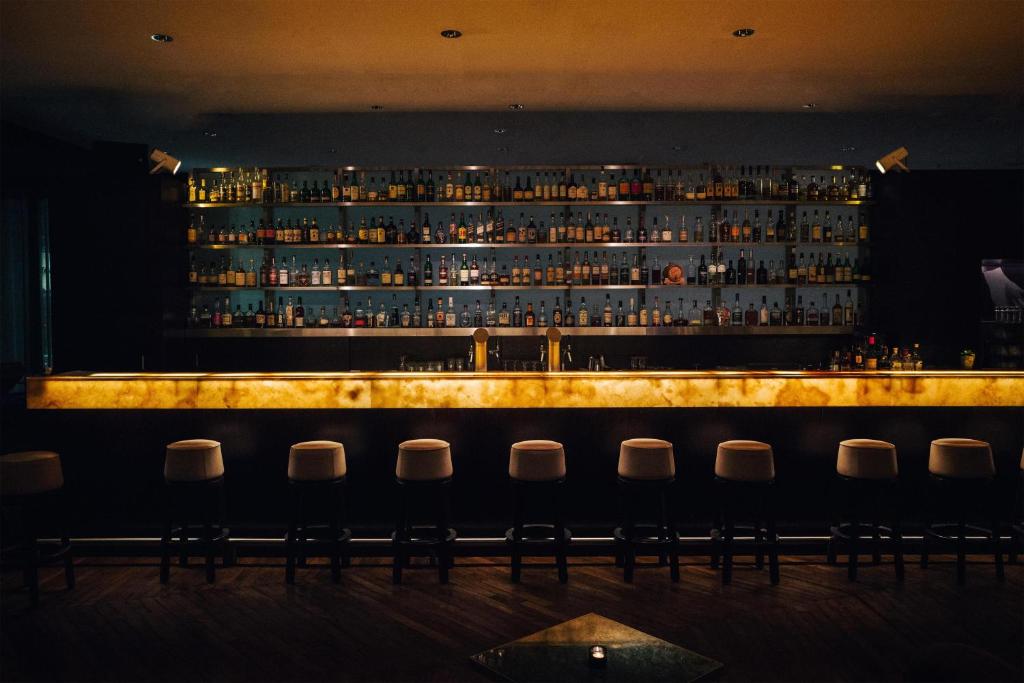 Bar/lounge