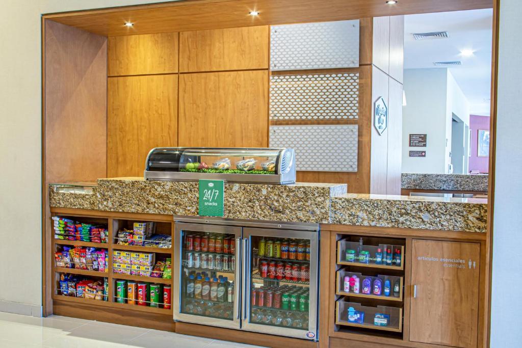 Hampton by Hilton Guadalajara Expo - 5