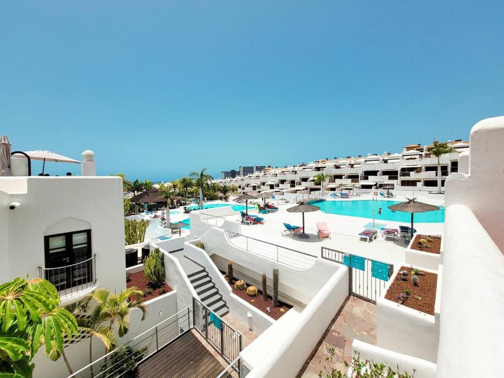 Adeje Paradise 11-B vistas al mar heated pool - 4