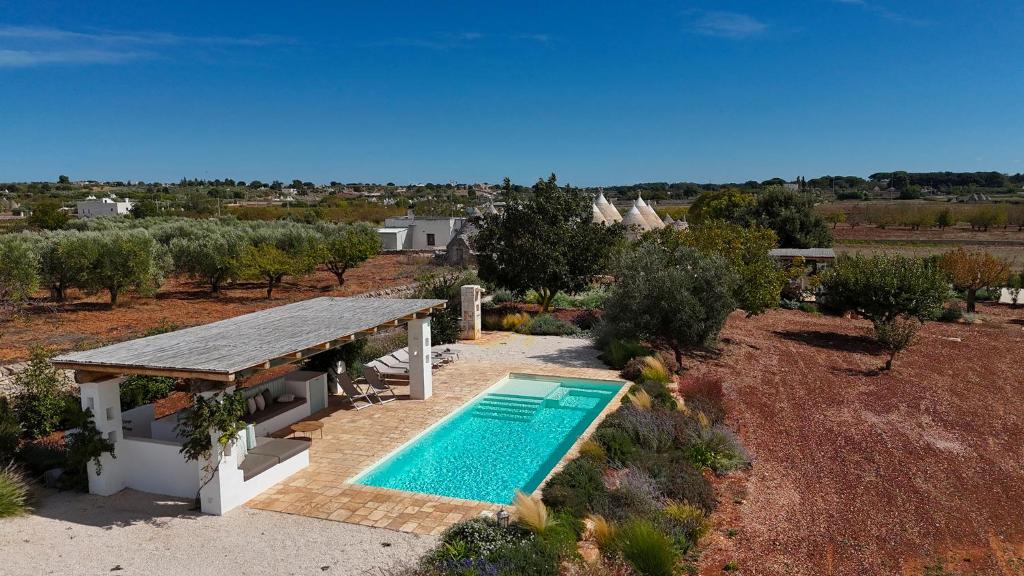 TD Trulli Perla Bianca Trulli w Pool Vineyards - 1