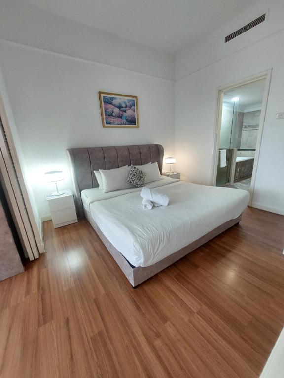Sogo Service Suite at lucentia residence, Kuala Lumpur