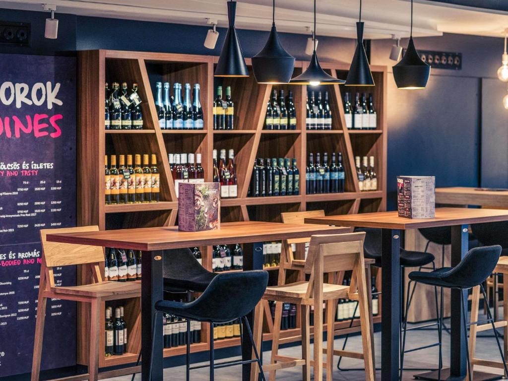 Bar/lounge