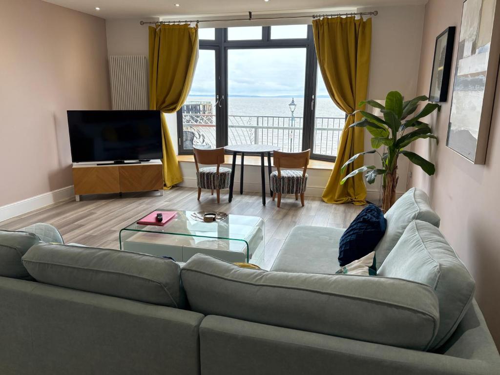 Luxury 1BR Seafront Apartment, Cardiff