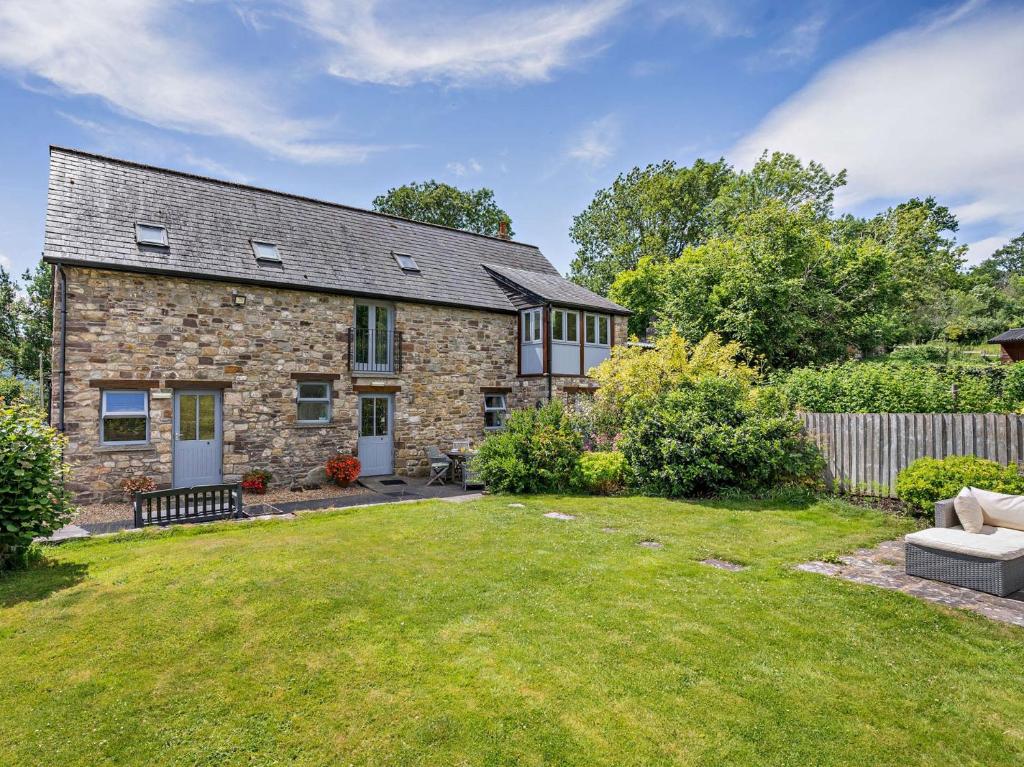 4 Bed in Abergavenny 90003, Gilwern