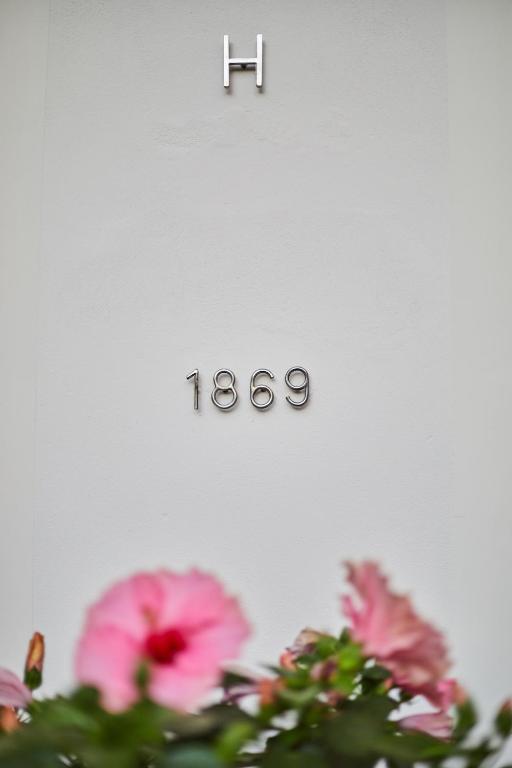 Mon Boutique Hotel - 4