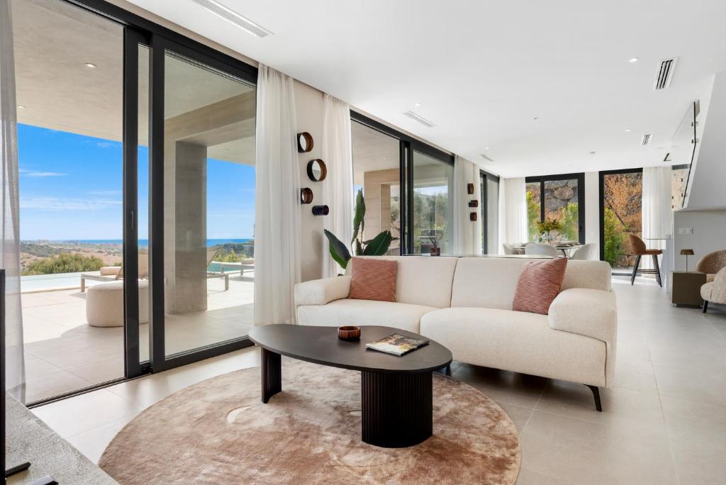 Golf & Seaview Villa with Heated Private Pool - 4