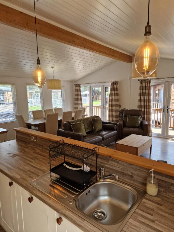 Hot Tub Lake District Lodge photo 7