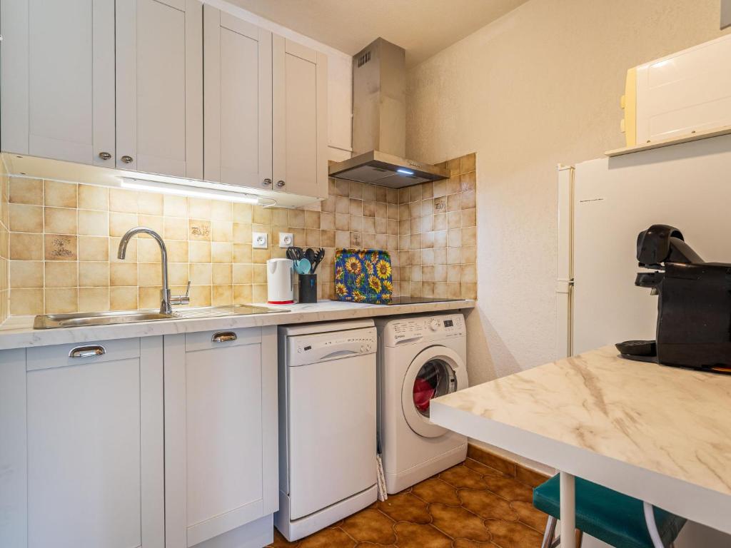 Apartment Les Regates-6 by Interhome - 2