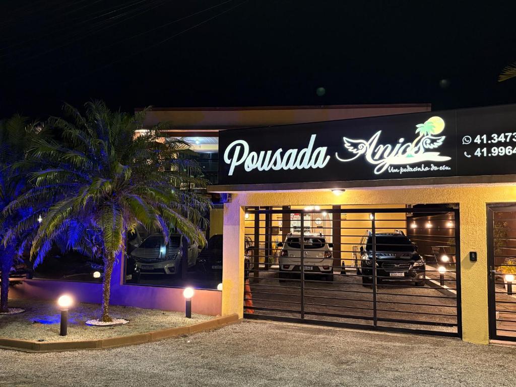 Pousada Anjos - à 2 quadras do mar, Matinhos