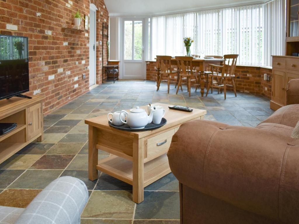 The Nest, Aldringham