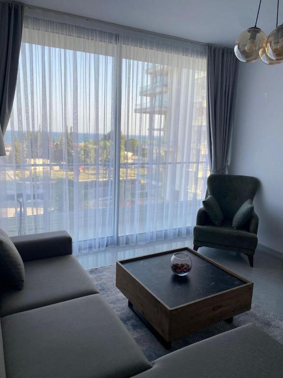 Abelia Sea View, Paralimni