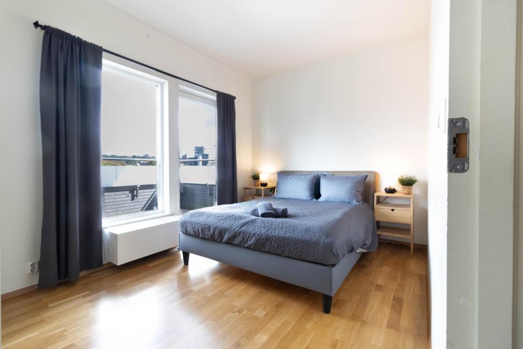 Modern Room in shared apartment with a Beautiful Private Balcony, Oslo