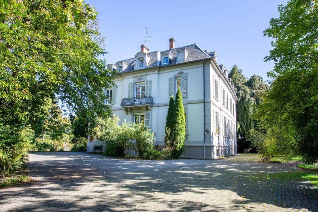 Studio Maison de Maître, Parking sur Place privé Free, MULHOUSE CENTRE - 1