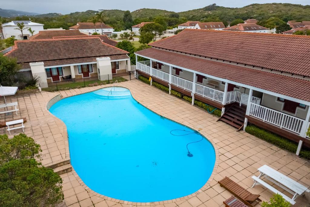 Dune Sanctury, Keurboomstrand