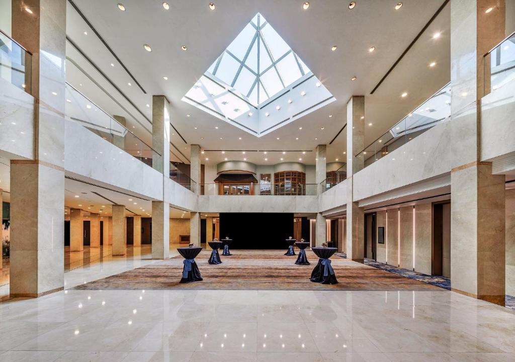 Meeting room / ballrooms, Holiday Inn Wuhan Riverside By IHG in Wuhan