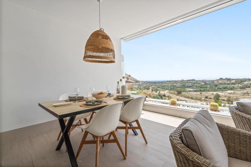 Modern Apartment with Terrace & Sea Views in Cancelada - Estepona - 5