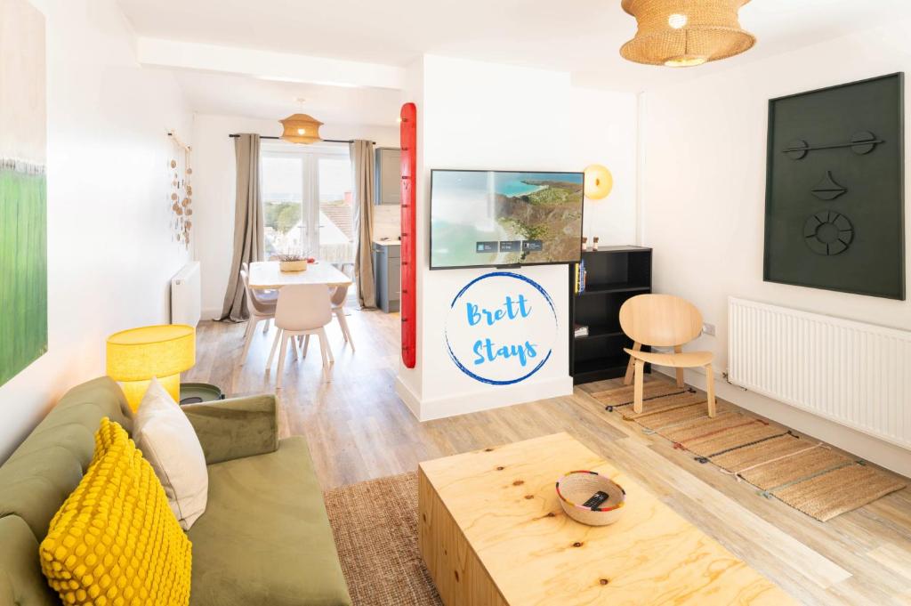 Work Trips Made Easy 5 Beds Fast Wifi, Avonmouth