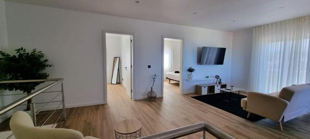 The Frenchie's House, Rabo de Peixe