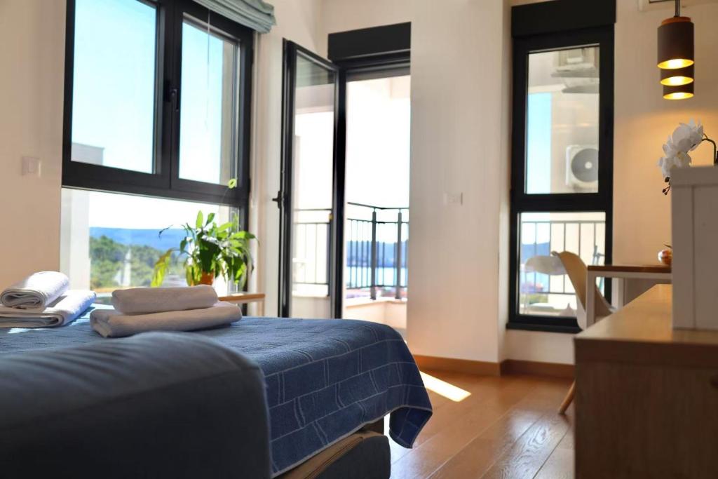Valmere Apartment Tivat Sea View Free Parking - 4