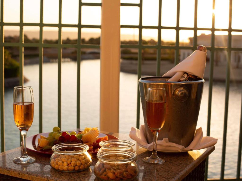 المنطقة المحيطة